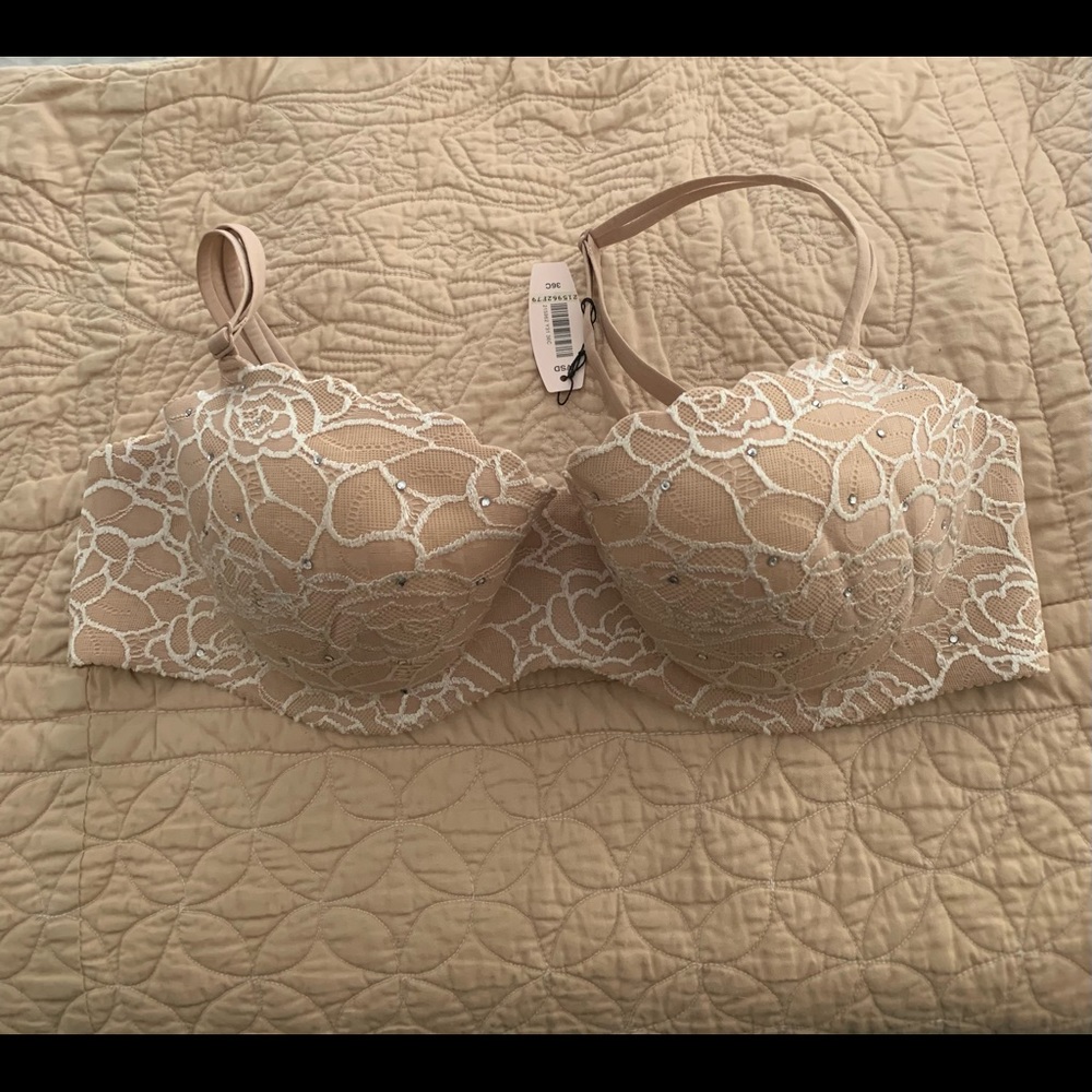 Victoria’s Secret Bra w/rhinestone 36C